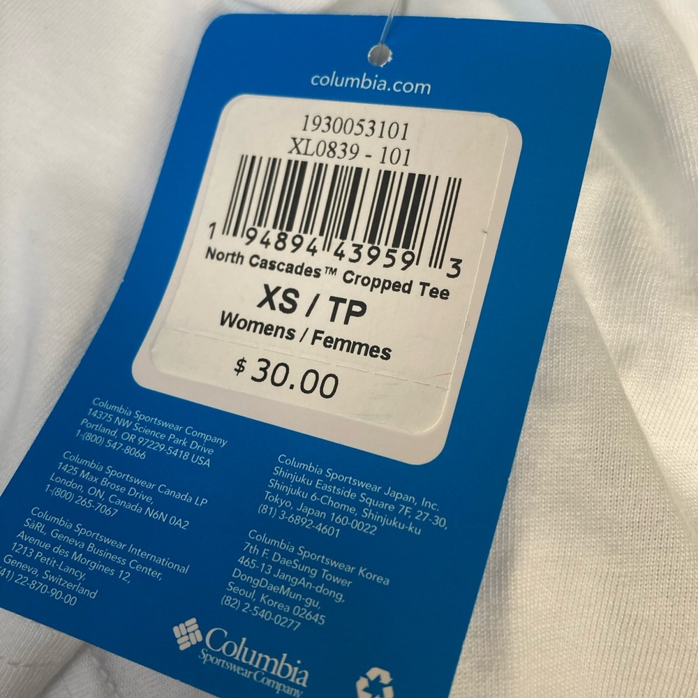Columbia White cropped t-shirt in NWT - Picture 7 of 8